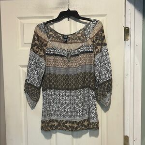H&M Boho Print Blouse with 3/4 Roll Tab Sleeves Size 6